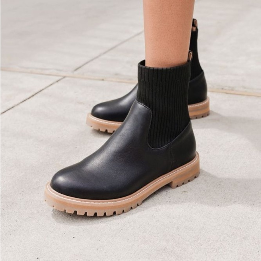 Oasis society boots from bohme